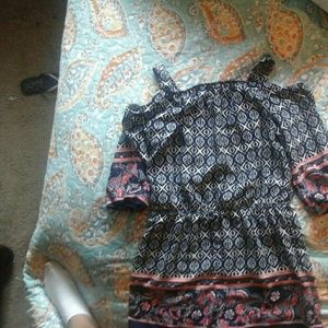 A offshoulder bodydress